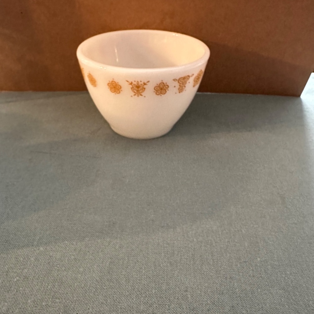 Pyrex Butterfly Pattern Creamer/Sugar Set - Picture 3 of 3